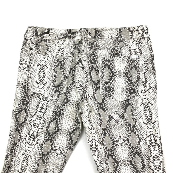 Seven7 Skinny Women's size 12 White Black Snakeprint Denim Jeans - Picture 2 of 5